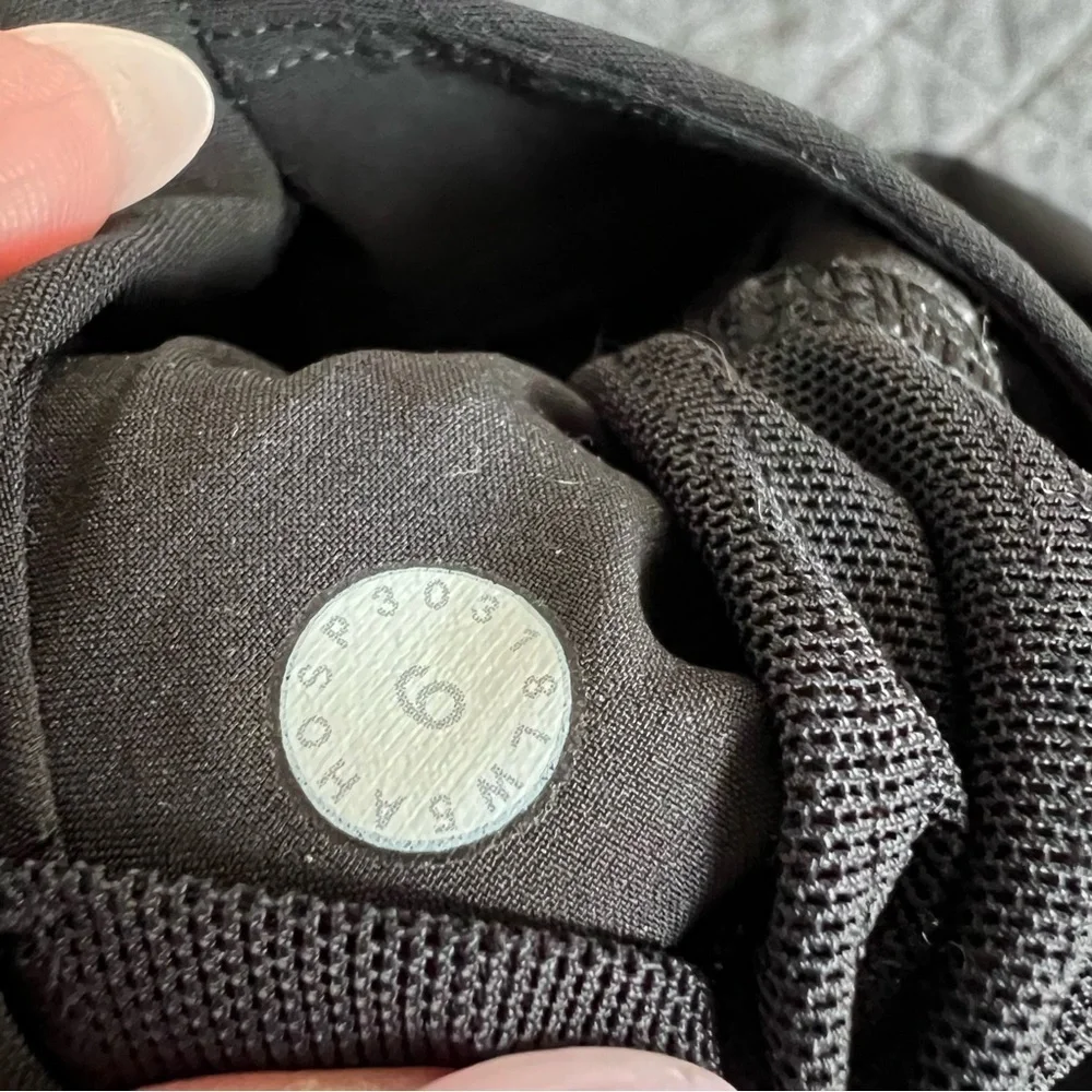 Lululemon Pants Womens 6 On The Fly Jogger 27